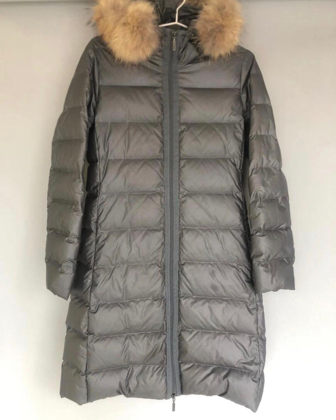 Пуховик Moncler
