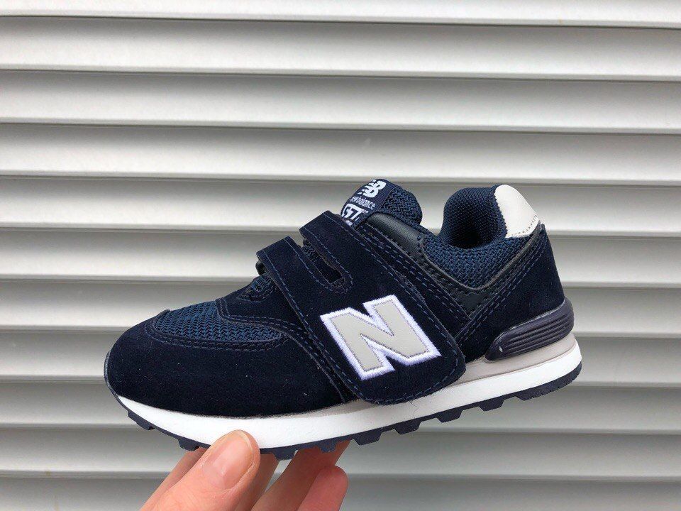Детские New Balance 574 синие с серой буквой N