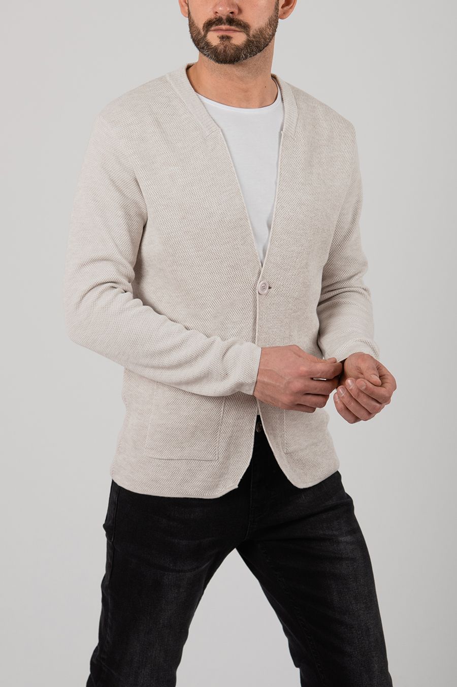 Стильный мужской кардиган молочного цвета. Арт.:8-2113