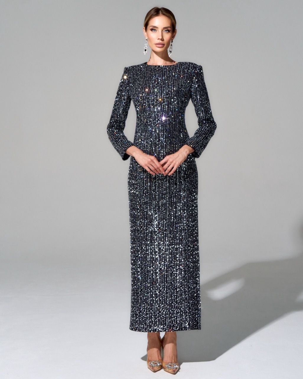Платье длины макси с отделкой кристаллами Swarovski