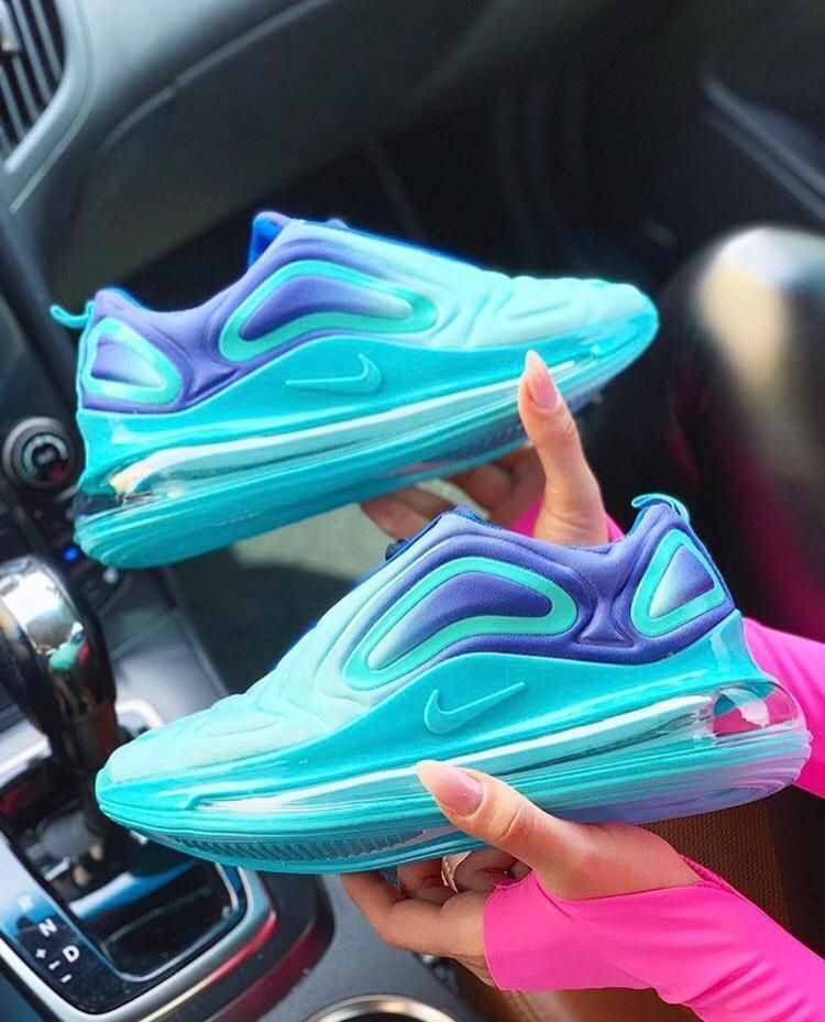 Nike Air Max 720 голубые