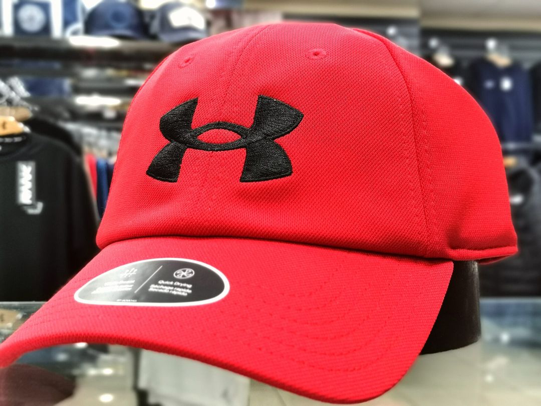 Кепка UA Blitzing Adj Hat